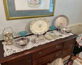 POLISHED SILVERPLATE.