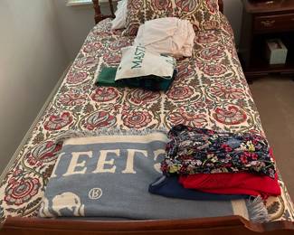 A PAIR OF SINGLE BEDS.