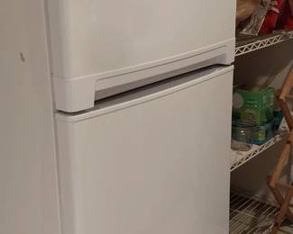 Small Haier frig/freezer