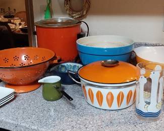 Vintage kitchen ware