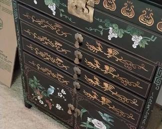 Detailed Asia cabinet