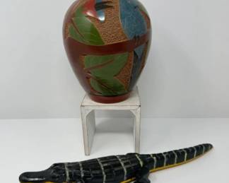 Signed Roger Calero Nicaragua Vase