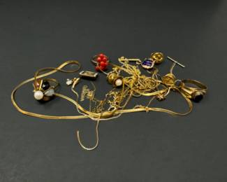 47.33 Grams (Various Karats) - Gold Scrap Mixture