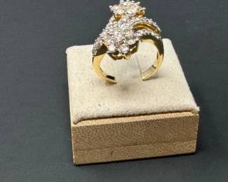 14k Gold Dual Star Art Deco Ring (6.8g) - Possibly Diamond Stone