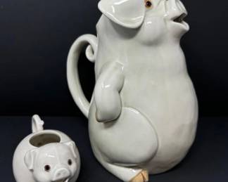 1977 Vintage Fitz & Floyd Pig Pitcher & Creamer Set