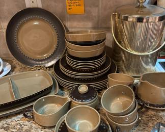 1960’s Franciscan Discovery Tahiti Dish set
