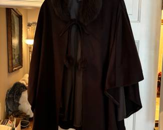 Cashmere Fox cape… stunning!!
Never worn from Henig Furs