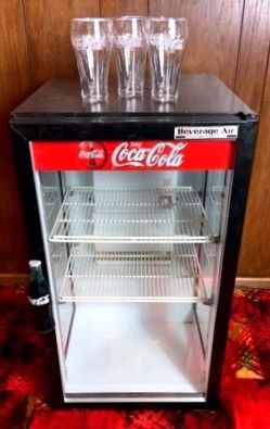 001 Vintage CocaCola Cooler by BeverageAir