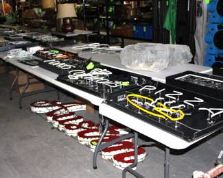 Large Assortment of Neon & LED Lights