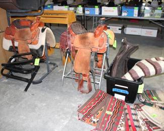 Saddles & Blankets