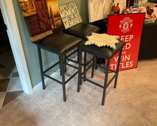 BAR STOOLS