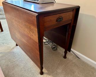 drop leaf table with one drawer
