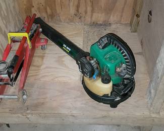 Leaf blower and floor jack 