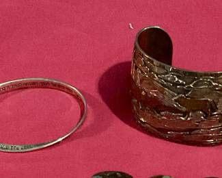 Infinity bracelet, wolf bracelet 