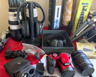 Multi. Cameras and large zoom Lens, Nikon and Canon