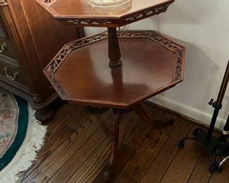 #121	Wood 2 Tiered Side Table - 22" (largest round) x 30"T	 $125.00 
