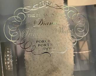 #241	Franklin Mint porcelain Princess Diana	 $25.00 
