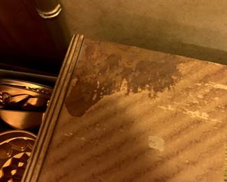 #25	Moderna Hope Chest 42x18x21	 $125.00 
