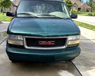 1998 GMC Safari SLE Model - v6 Engine  $3000 or best offer  (has minimum)