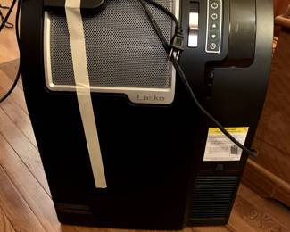 #27	Lasco floor heater 	 $25.00 
