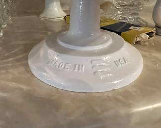 #194	Cast Iron Base Rotating Working Cake Stand 	 $35.00 
