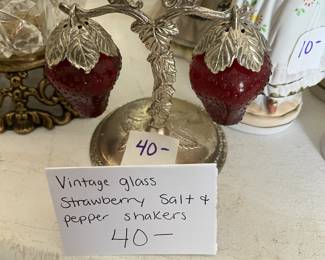 #221	vintage glass strawberry salt and pepper shaker	 $40.00 
