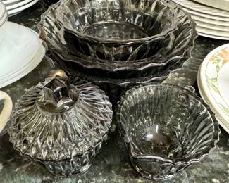 Smoke glass dishes