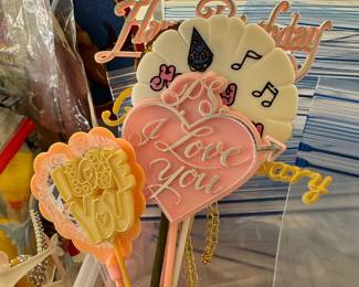 Vintage cake toppers