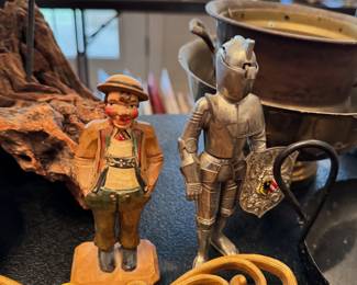 Knick knacks and decor items