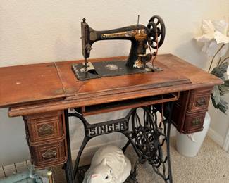 Singer Sewing machine
