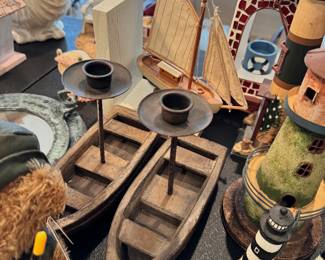 Knick knacks and decor items