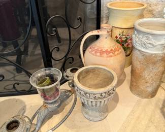 Knick knacks and decor items