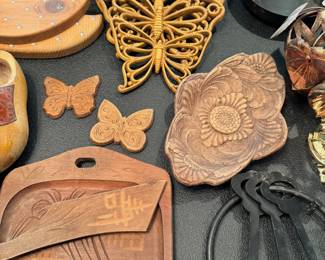 Knick knacks and decor items