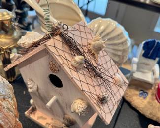 Knick knacks and decor items