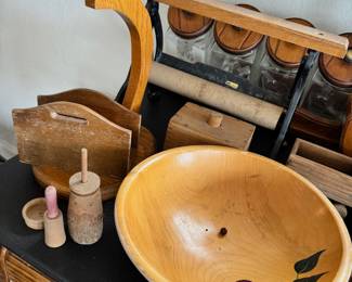 Wooden kitchen items and decor