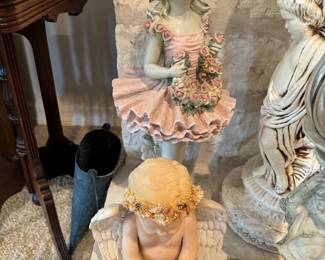 Knick knacks and decor items