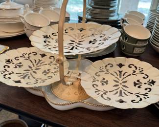 Fold Down Plate holder