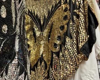 Women's clothing (Most vintage)