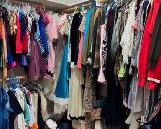 Women's and men's clothing (most vintage)