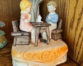 Knick knacks and decor items