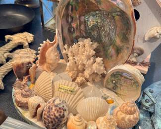 Knick knacks and decor items