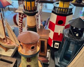 Knick knacks and decor items