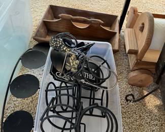 Knick knacks and decor items