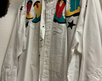 Women's clothing (Most vintage)