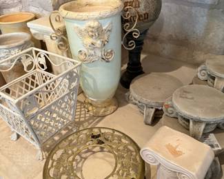 Knick knacks and decor items