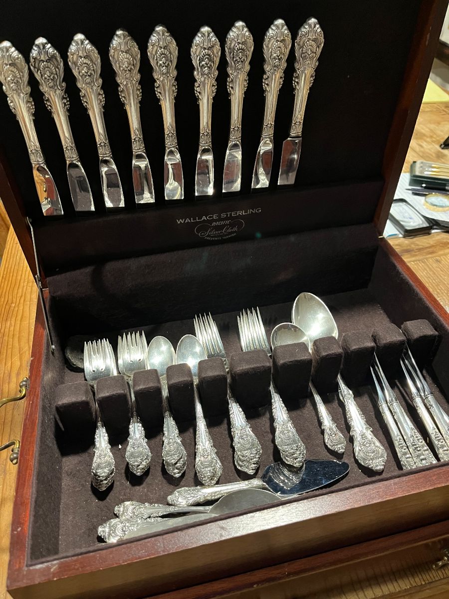 An Estate Sale Extravaganza In Costa Mesa!!! starts on 7/12/2024