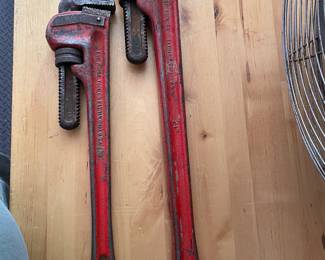 Pipe wrenches.