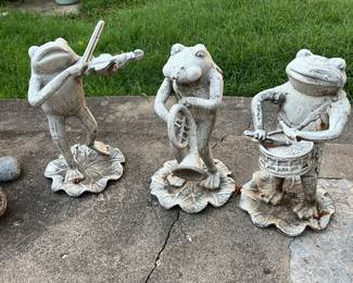 Concrete Musical Frogs