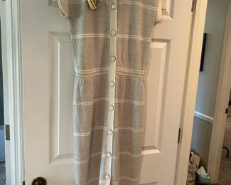 St. John’s Saks 5th Ave Size 8