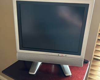 Sharp 15" TV LC-15E2U